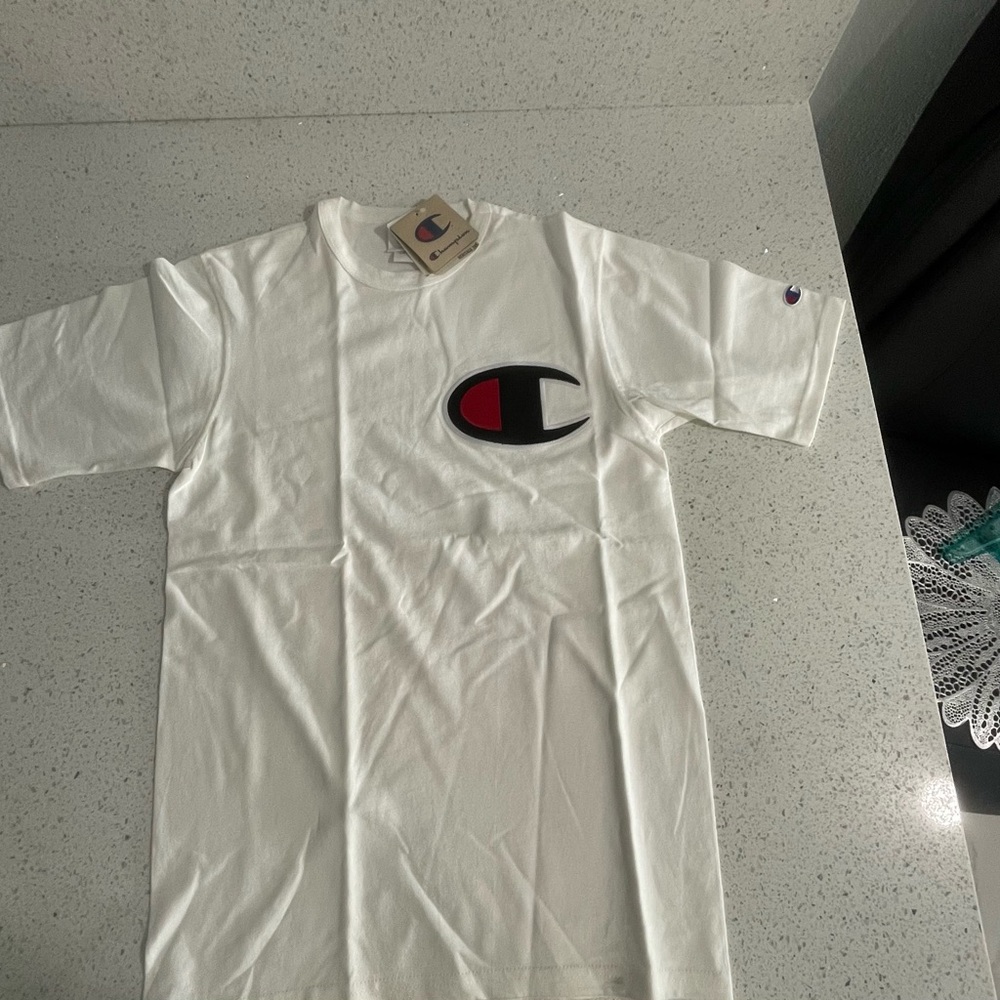 Men’s Champion Size Small